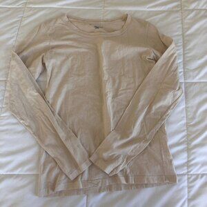 Brandy Melville long sleeve tee